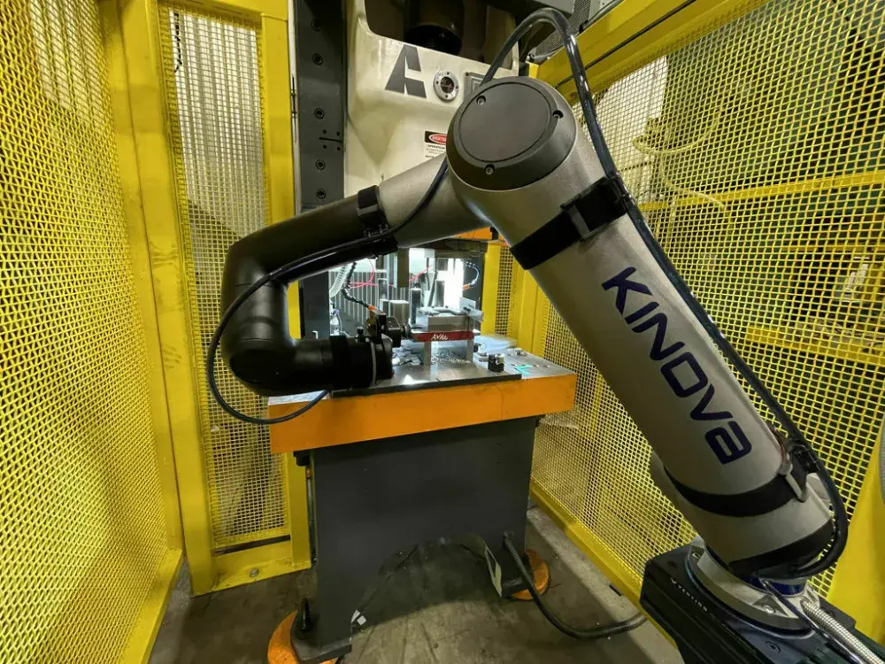 LPM Increases Productivity and Safety with Kinova Link 6 Press Machine Tending